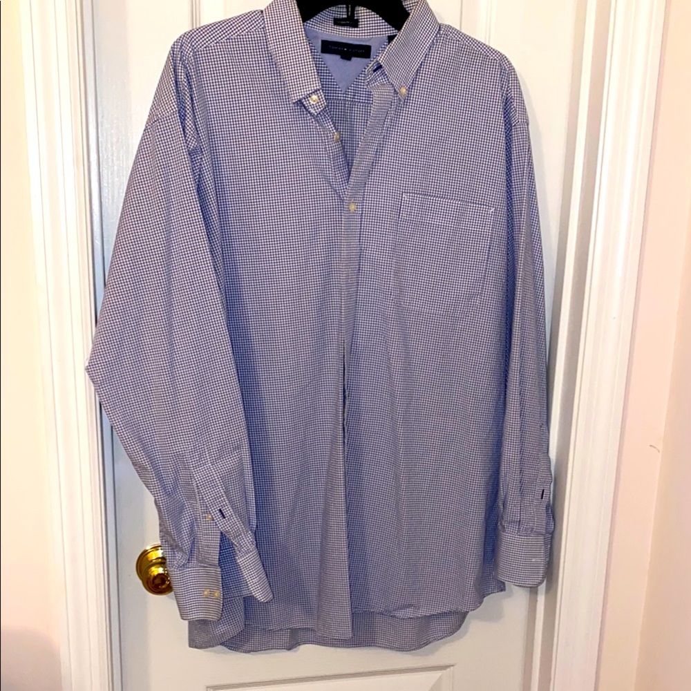 Tommy Hilfiger Men's Navy Checkered Button Down Shirt 17.5 x 35-35
